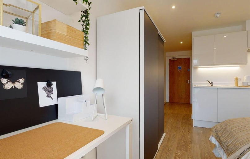 132-134 London Road, Basford, Newcastle under Lyme - Image 1